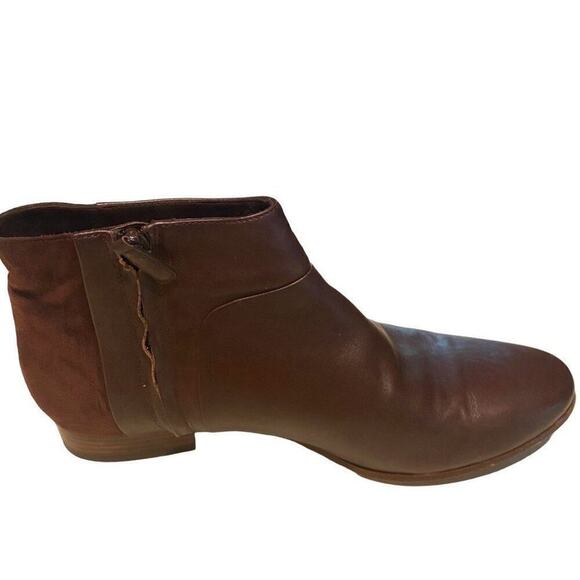 COLE HAAN "Allen Bootie" Women's Ankle Boot, 7B, Color Chestnut Brown, Leather - Picture 6 of 9